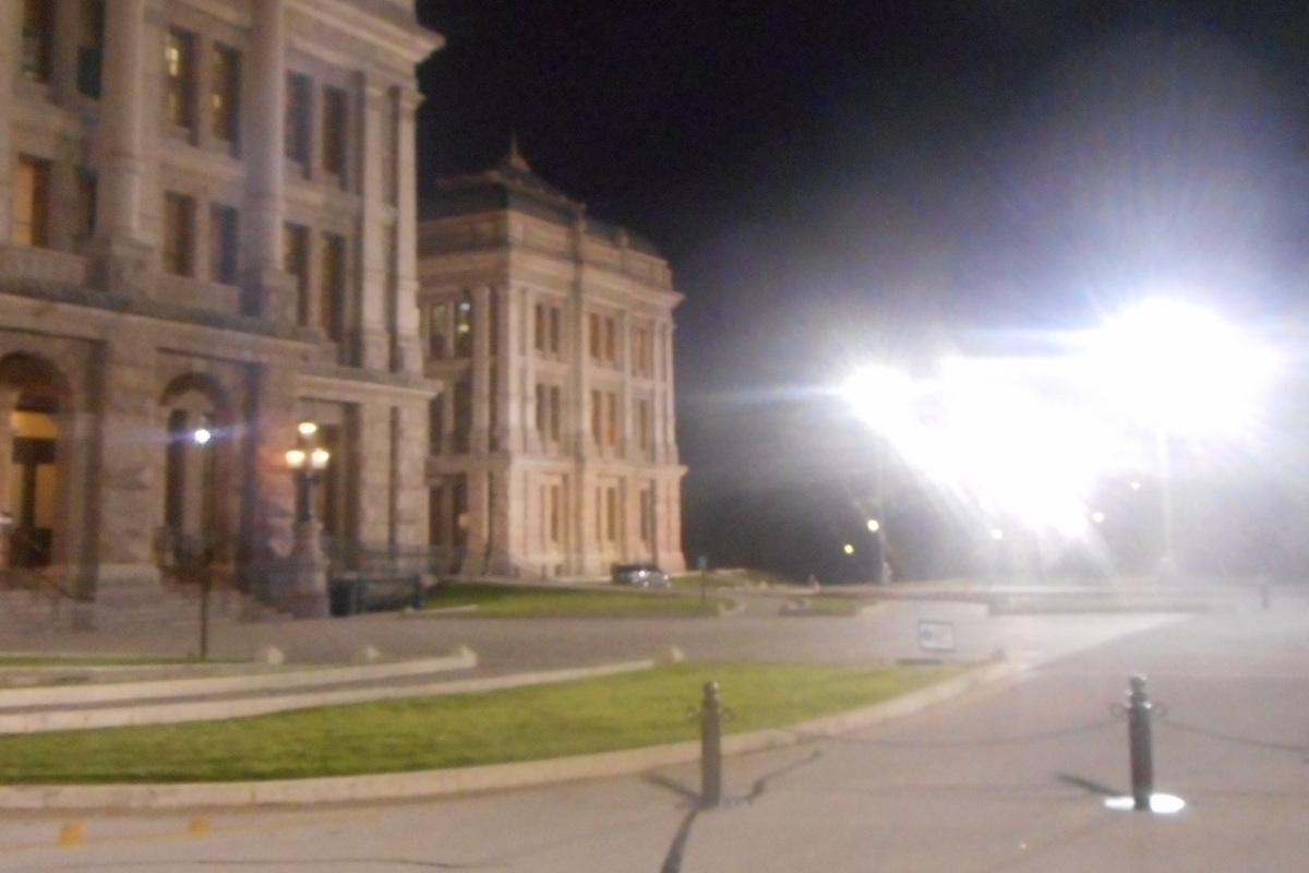 [photo: Capitol at Night]